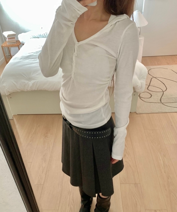 Vネックボタンシャーリングフード(6color) IVORY