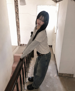 レイヤードスター刺繍長袖Tシャツ OATMEAL