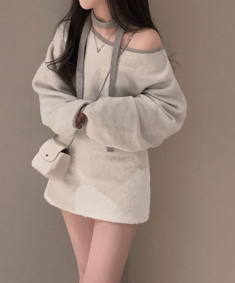 구름을 니트로 담는다면베스킨 배색 입술넥 니트 초커 아이보리