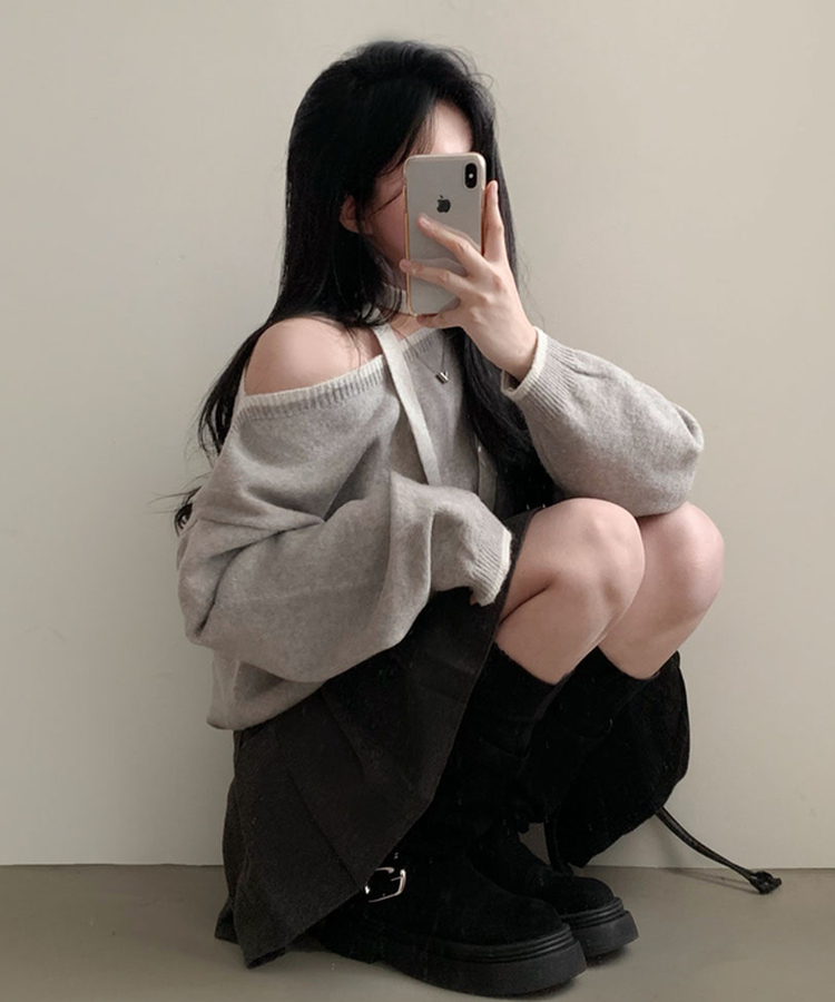 구름을 니트로 담는다면베스킨 배색 입술넥 니트 초커 그레이+아이보리