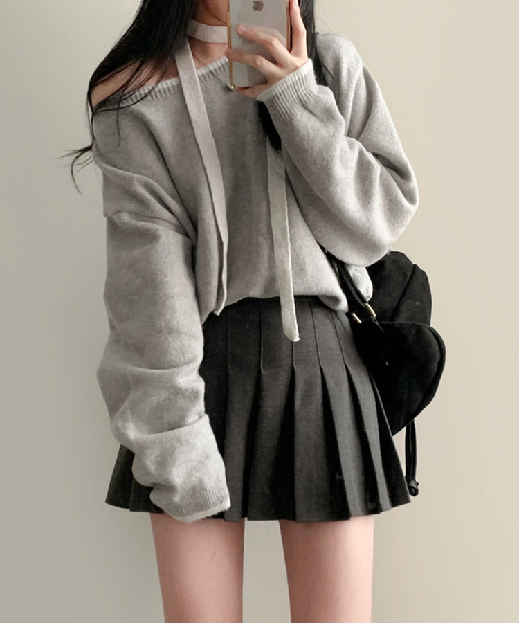 구름을 니트로 담는다면베스킨 배색 입술넥 니트 초커 그레이+아이보리