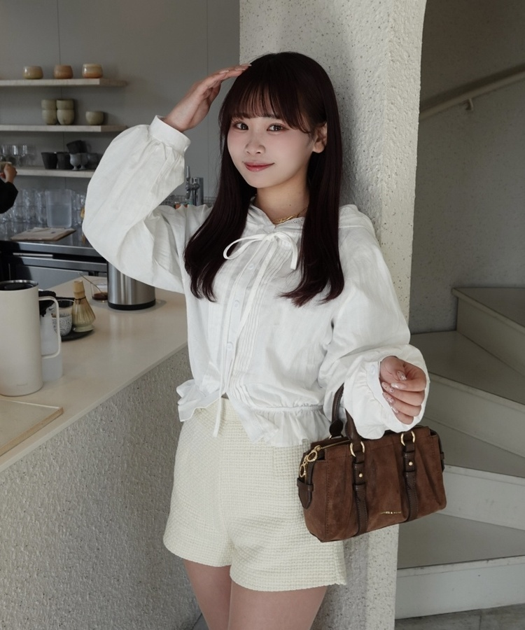 핀턱 후드 블라우스 아이보리