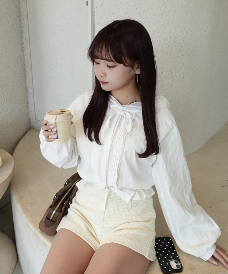 핀턱 후드 블라우스 아이보리