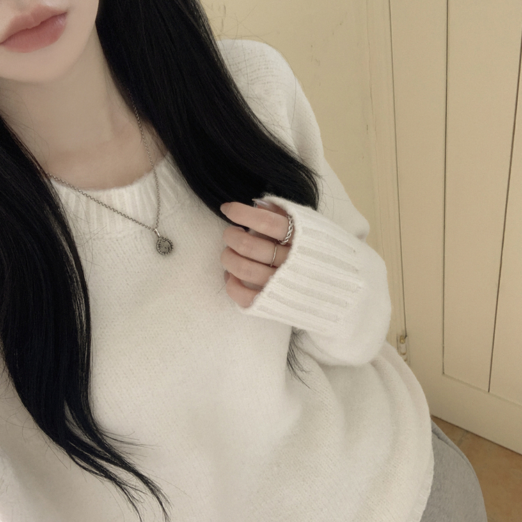 시보리 짱짱한 왕도톰 오버핏 무지 울 아방핏 라운드니트 화이트