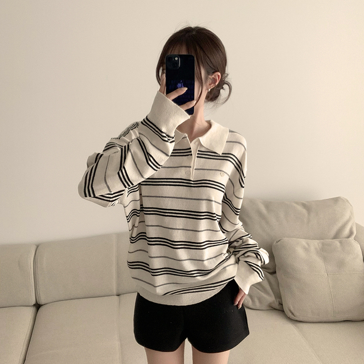 퀄리티 보장 하이큐 스트라이프 겨울 단가라 카라 버튼 상의 긴팔 니트 루즈핏 단추 긴팔티 2color 베이지