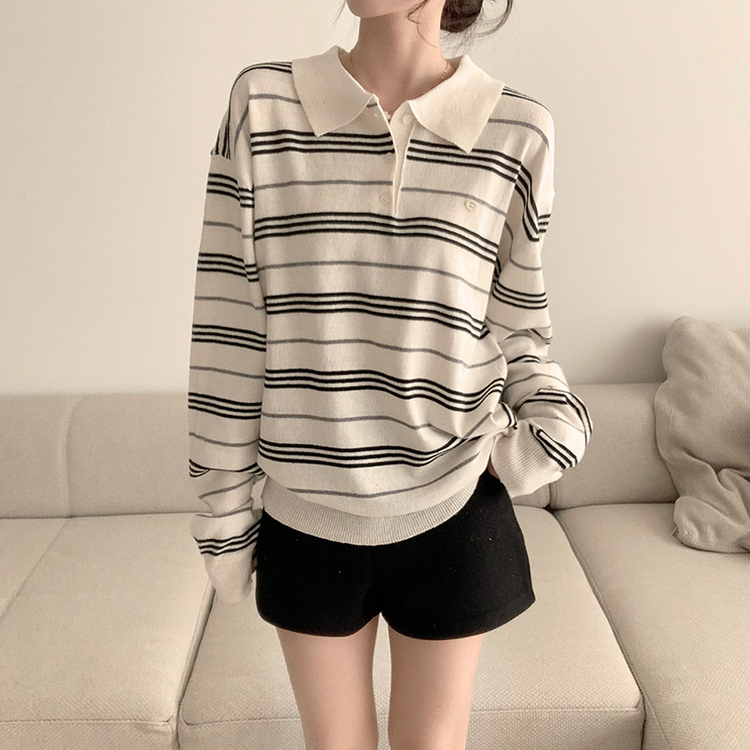 퀄리티 보장 하이큐 스트라이프 겨울 단가라 카라 버튼 상의 긴팔 니트 루즈핏 단추 긴팔티 2color 베이지
