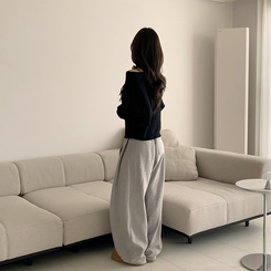 리본 초커 겨울 긴팔 울 니트 허리잘록 러블리 보트넥 긴팔티 페미닌 오프숄더 스트링 블랙