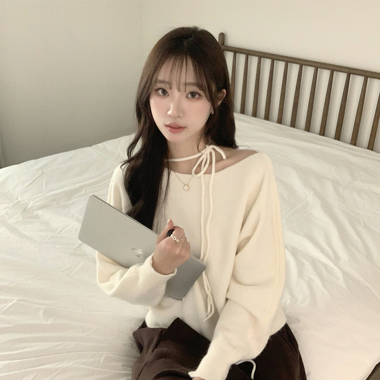 리본 초커 겨울 긴팔 울 니트 허리잘록 러블리 보트넥 긴팔티 페미닌 오프숄더 스트링 아이보리