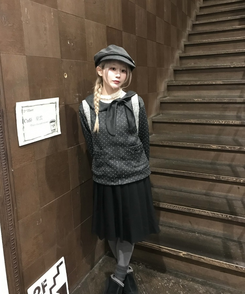 ドットリボンジップアップ CHARCOAL