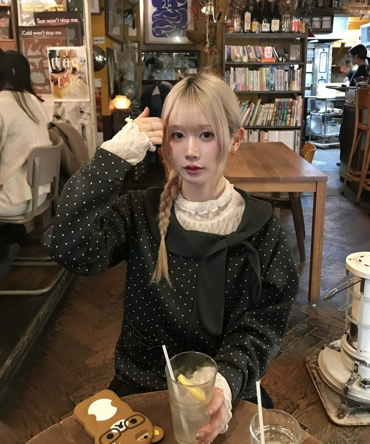 ドットリボンジップアップ CHARCOAL