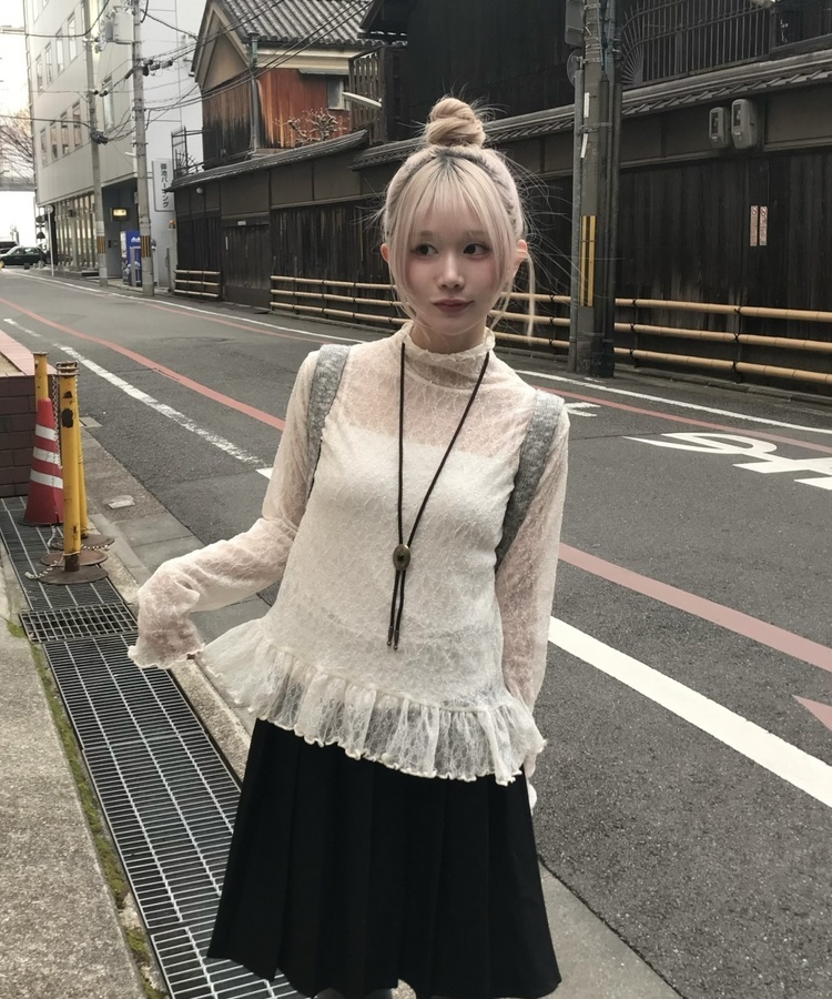 레이어드 시스루 블라우스 크림