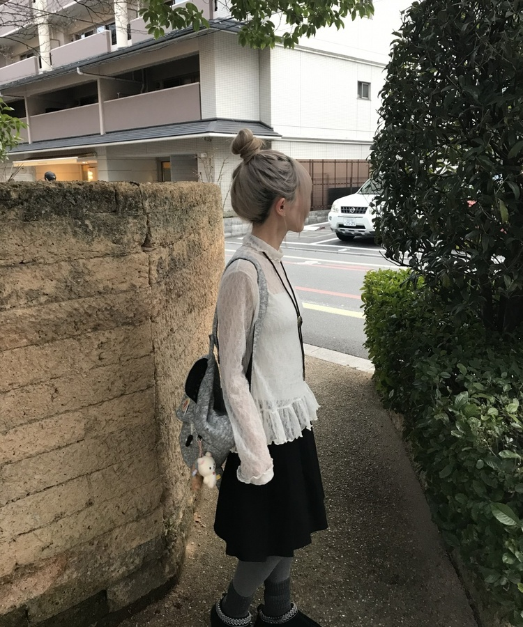 레이어드 시스루 블라우스 크림