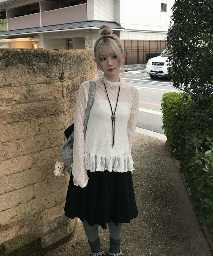 레이어드 시스루 블라우스 크림