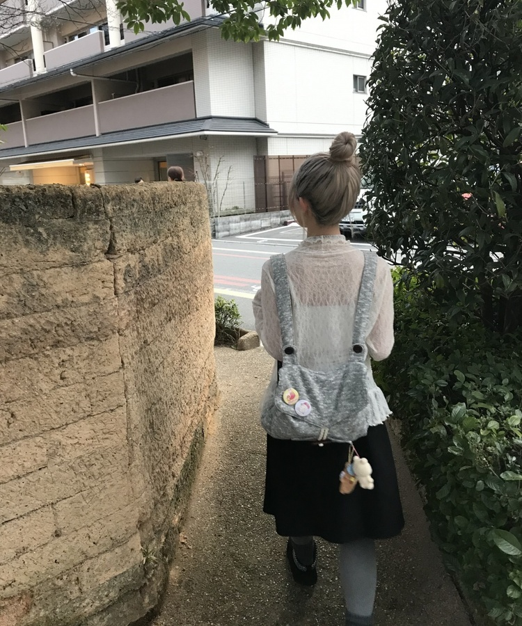 레이어드 시스루 블라우스 크림