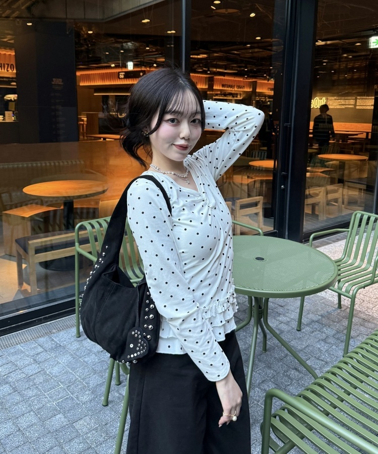 ドットフリルトップス IVORY