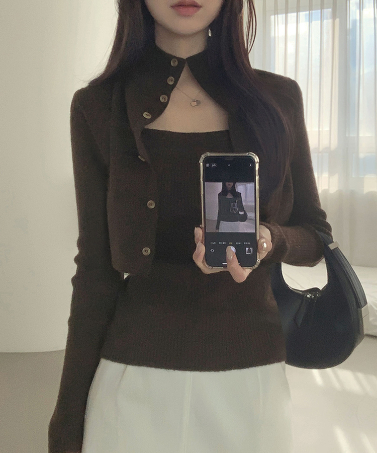 일체형 하이넥 레이어드 니트 셋업 밤색