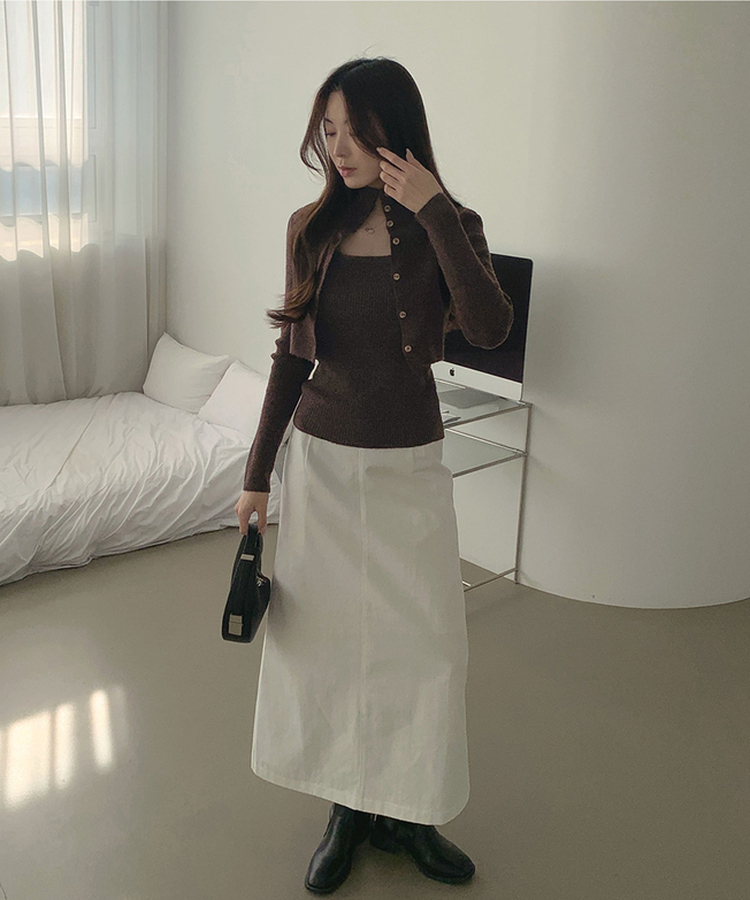 일체형 하이넥 레이어드 니트 셋업 밤색