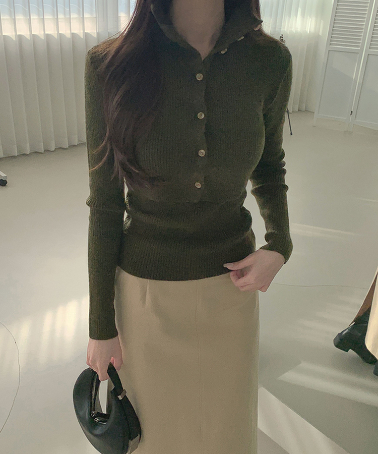 일체형 하이넥 레이어드 니트 셋업 카키