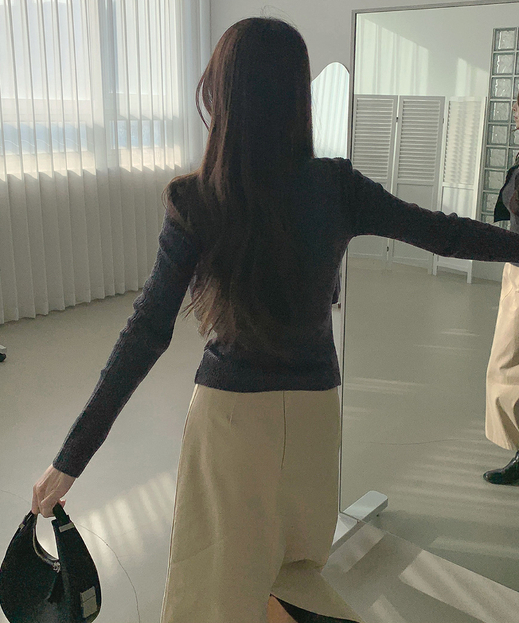 일체형 하이넥 레이어드 니트 셋업 먹색