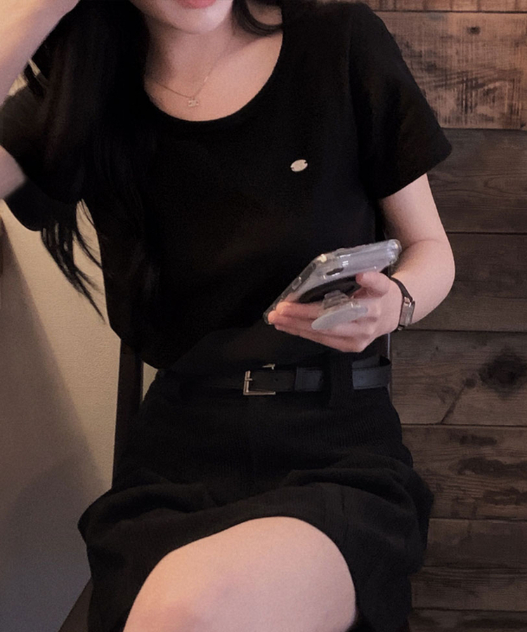 적당한 기장감어반 투핀턱 코듀로이 골덴 플리츠 미니 스커트 블랙