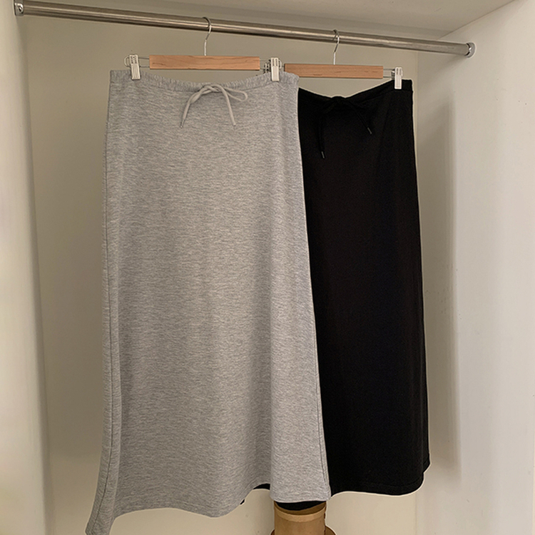 マキシロングスカート