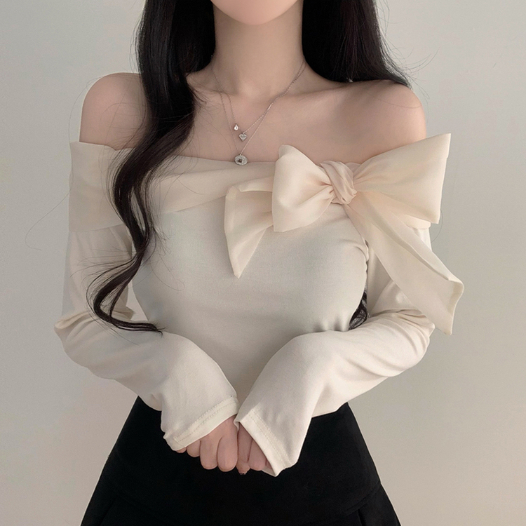 オフショルダーリボン長袖Tシャツ IVORY