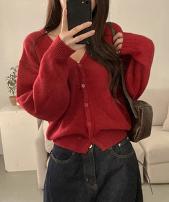 아벨 폭닥 브이넥 울 가디건 레드