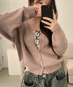 아벨 폭닥 브이넥 울 가디건 블러쉬핑크