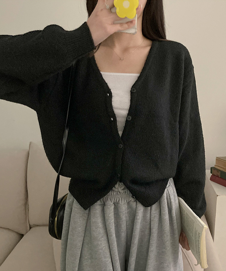 아벨 폭닥 브이넥 울 가디건 블랙