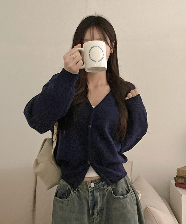 아벨 폭닥 브이넥 울 가디건 네이비