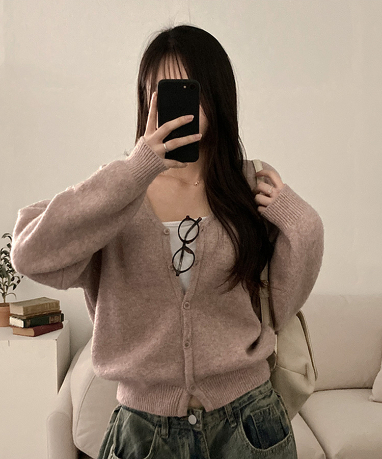 아벨 폭닥 브이넥 울 가디건 블러쉬핑크