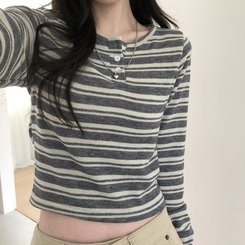 ストライプボタンクロップニット長袖Tシャツ GREY
