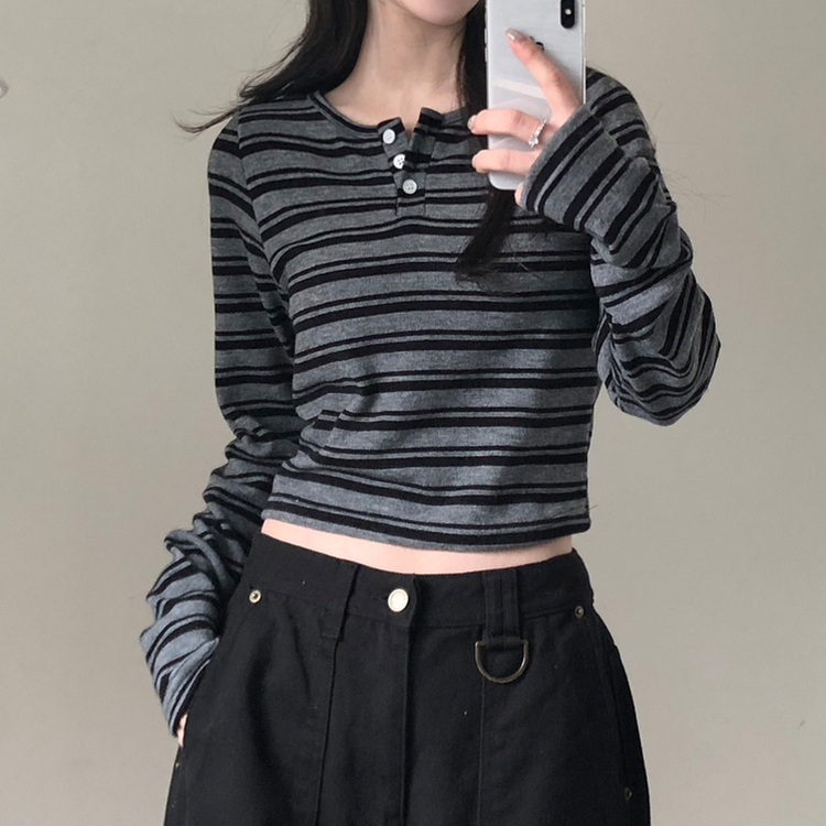 ストライプボタンクロップニット長袖Tシャツ BLACK