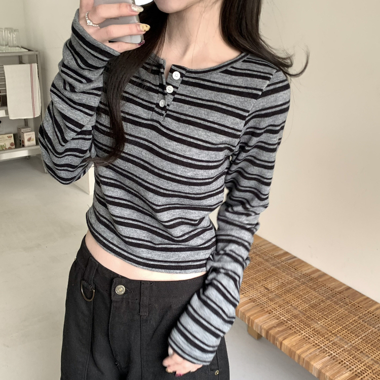 ストライプボタンクロップニット長袖Tシャツ BLACK