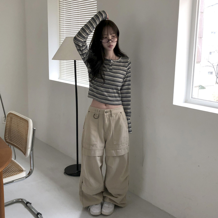 ストライプボタンクロップニット長袖Tシャツ GREY