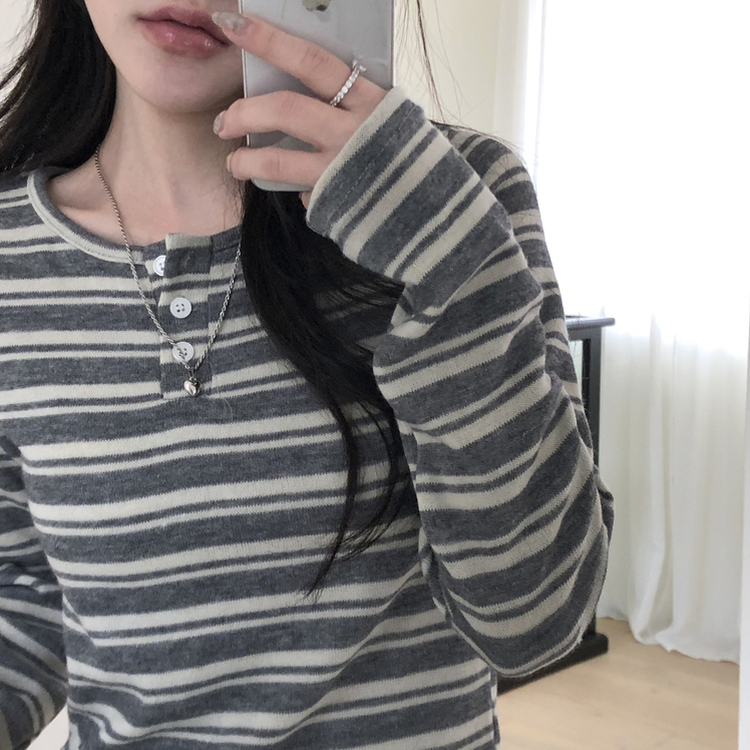 ストライプボタンクロップニット長袖Tシャツ GREY