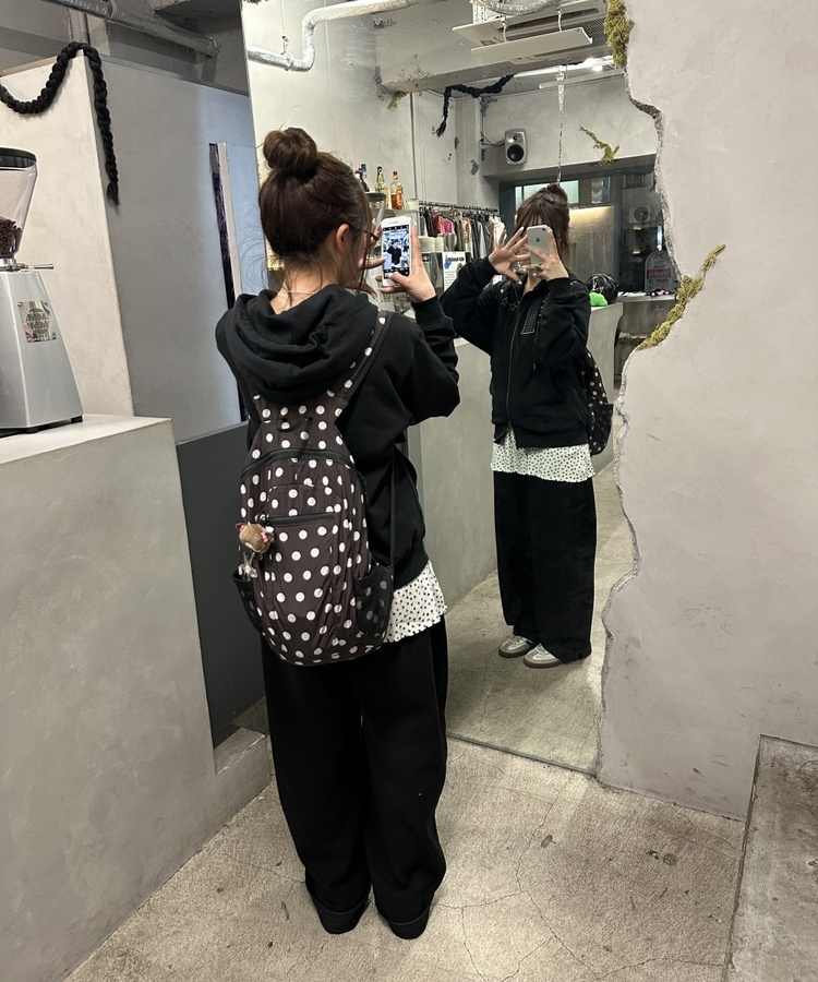 ドットバックパック BLACK