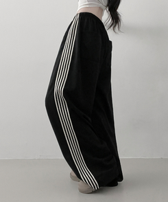 색감추천테리배색트랙라인와이드밴딩롱팬츠 블랙