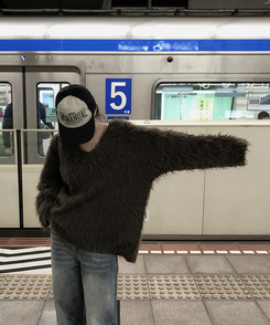 ファーVネックニット BROWN