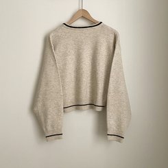 리본포인트 라인 배색 라운드넥 버튼 루즈핏 울 벌룬 니트가디건 봄가디건