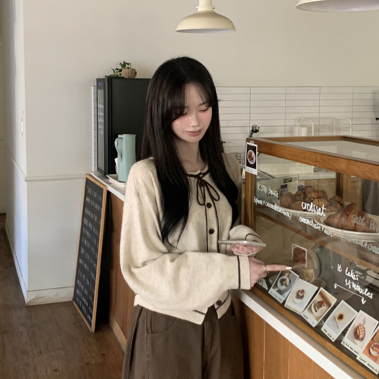 리본포인트 라인 배색 라운드넥 버튼 루즈핏 울 벌룬 니트가디건 봄가디건 오트밀