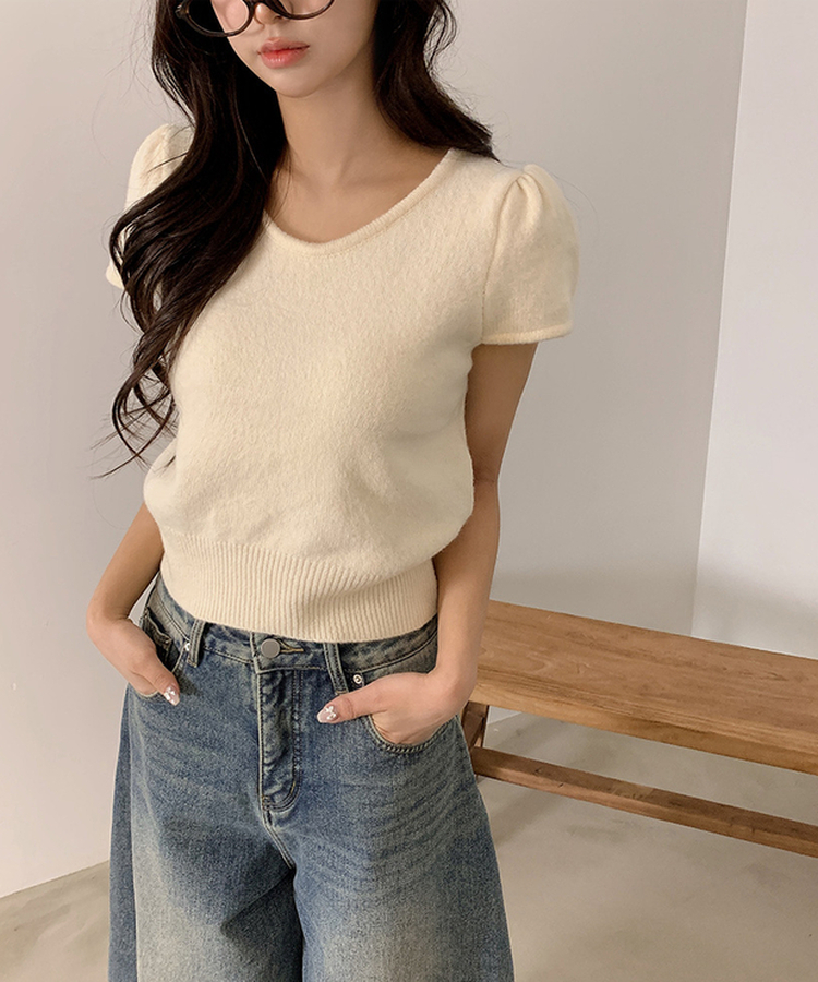 シャーリングラウンドパフ半袖ニット IVORY