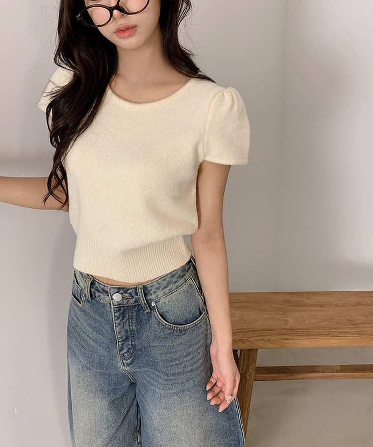 シャーリングラウンドパフ半袖ニット IVORY