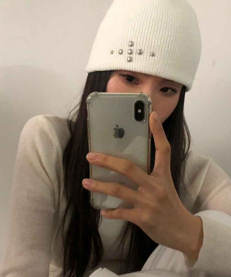 シルバースタッドビーニー(5color) IVORY