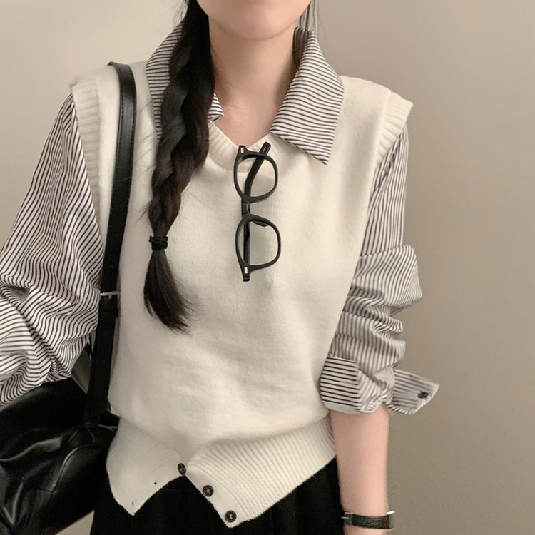 로로 스트라이프 카라넥 셔츠 레이어드 니트 조끼 단가라 줄무늬 하객룩 아이보리