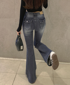 골반뽕 백포켓 자수 슬림 부츠컷 스판 데님 팬츠 중청