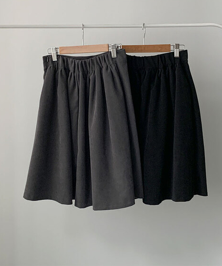 クラシックプリーツハーフスカート