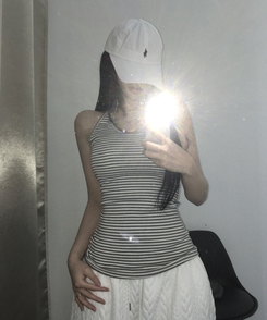 ホルターネックスリムボーダータンクトップ IVORY