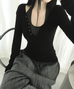 ホルターネックスリムボーダータンクトップ BLACK