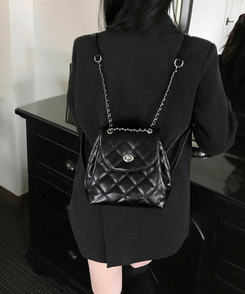 チェーンキルティングミニバックパック BLACK